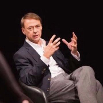 Mervyn Dinnen_400x400